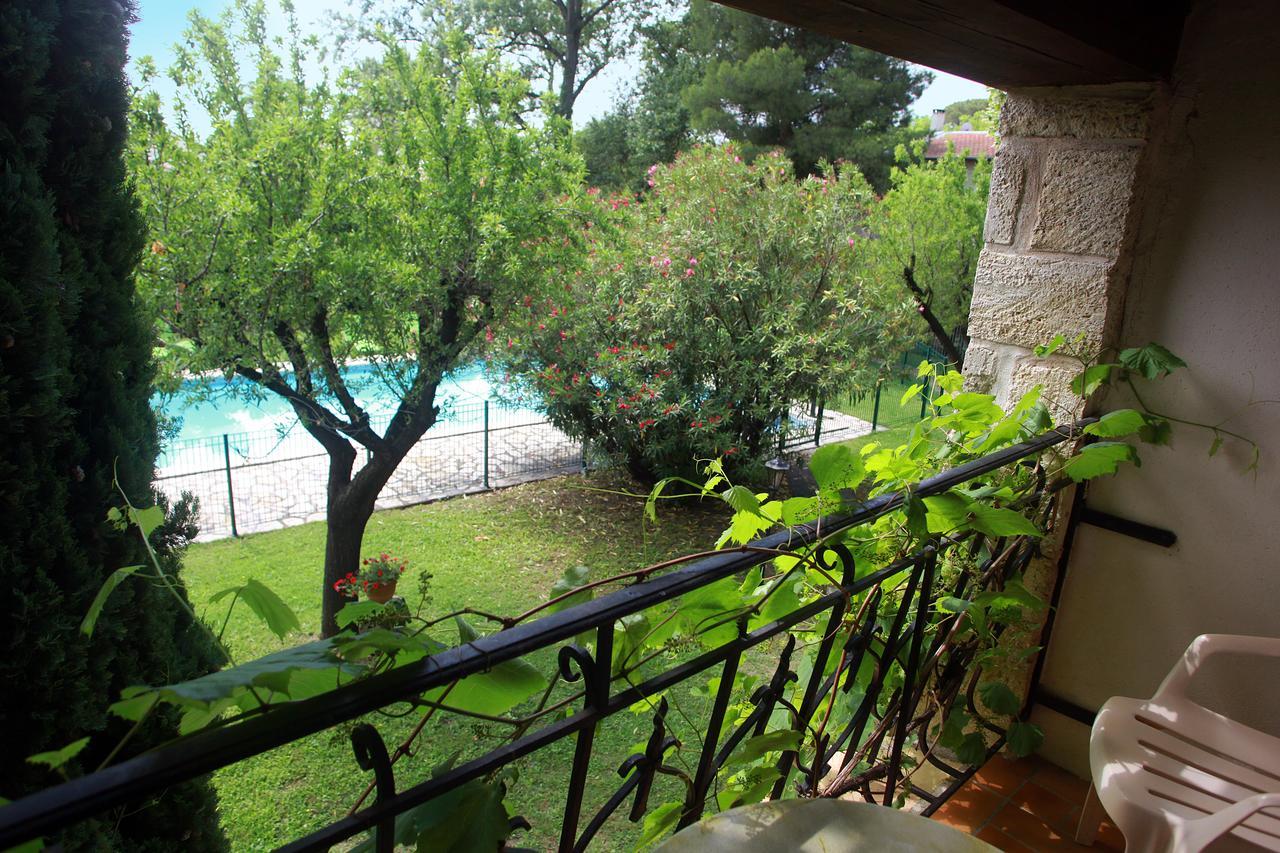 Auberge De La Tour -Appartements- Valros Exterior foto